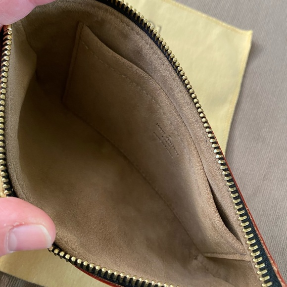 Authentic Louis Vuitton Milla MM Multicolor - Picture 7 of 13